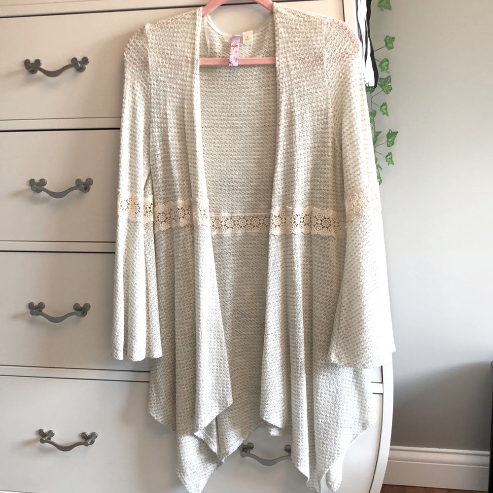 *NEW* Alya Bohemian Knit Lace Cardigan with Bell Sleeves /Size:S